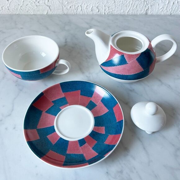 Louise Bourgeios Tea For One Set Bone China Teapot Cup Saucer Third Drawer Down - Picture 7 of 14